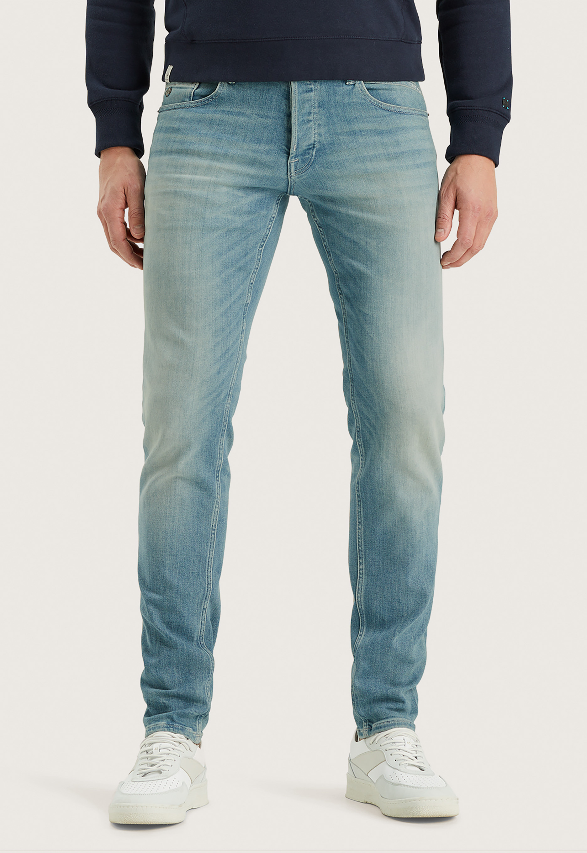 Cast iron Shiftback Tapered Jeans