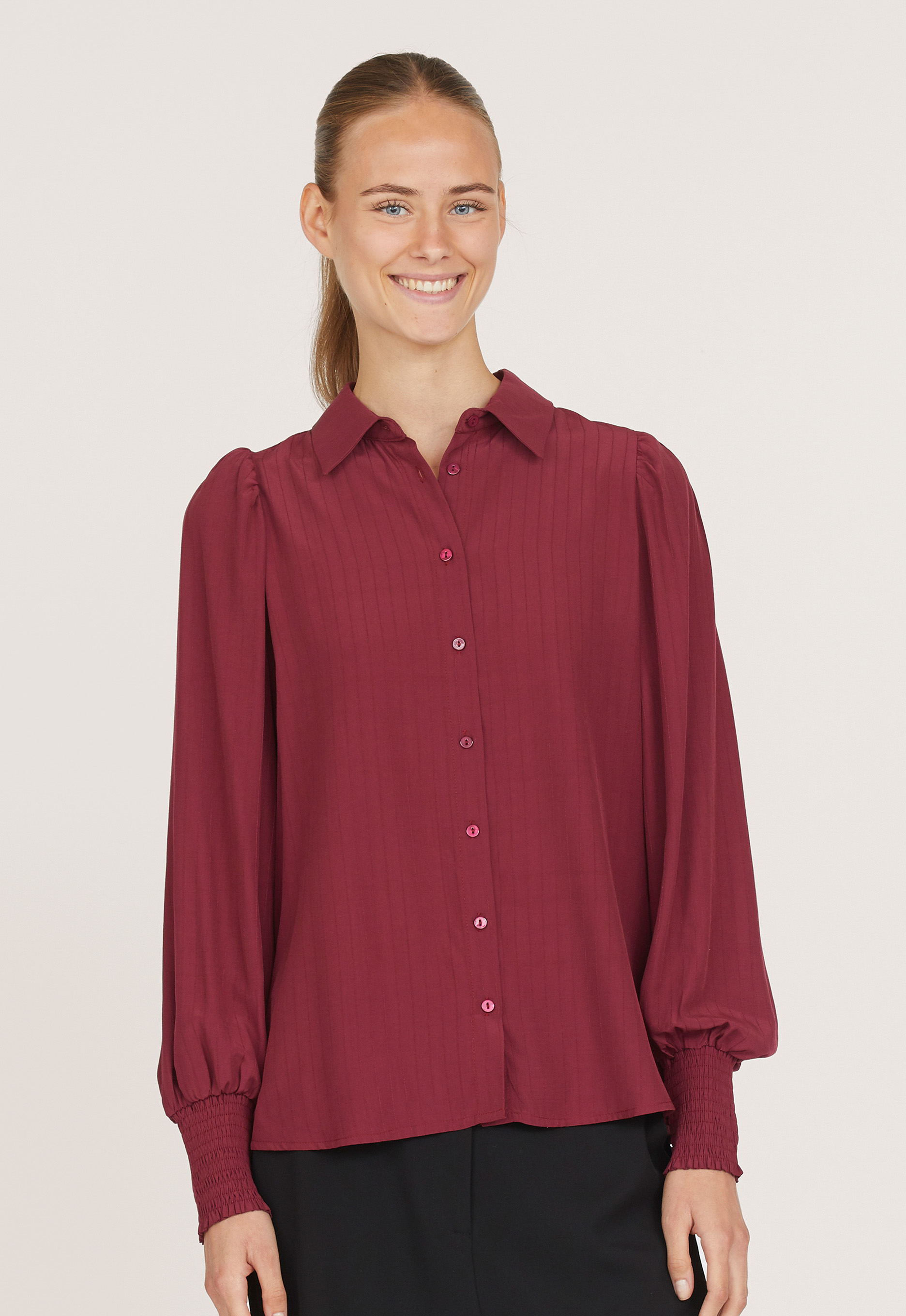 Sisters point Viada Blouse