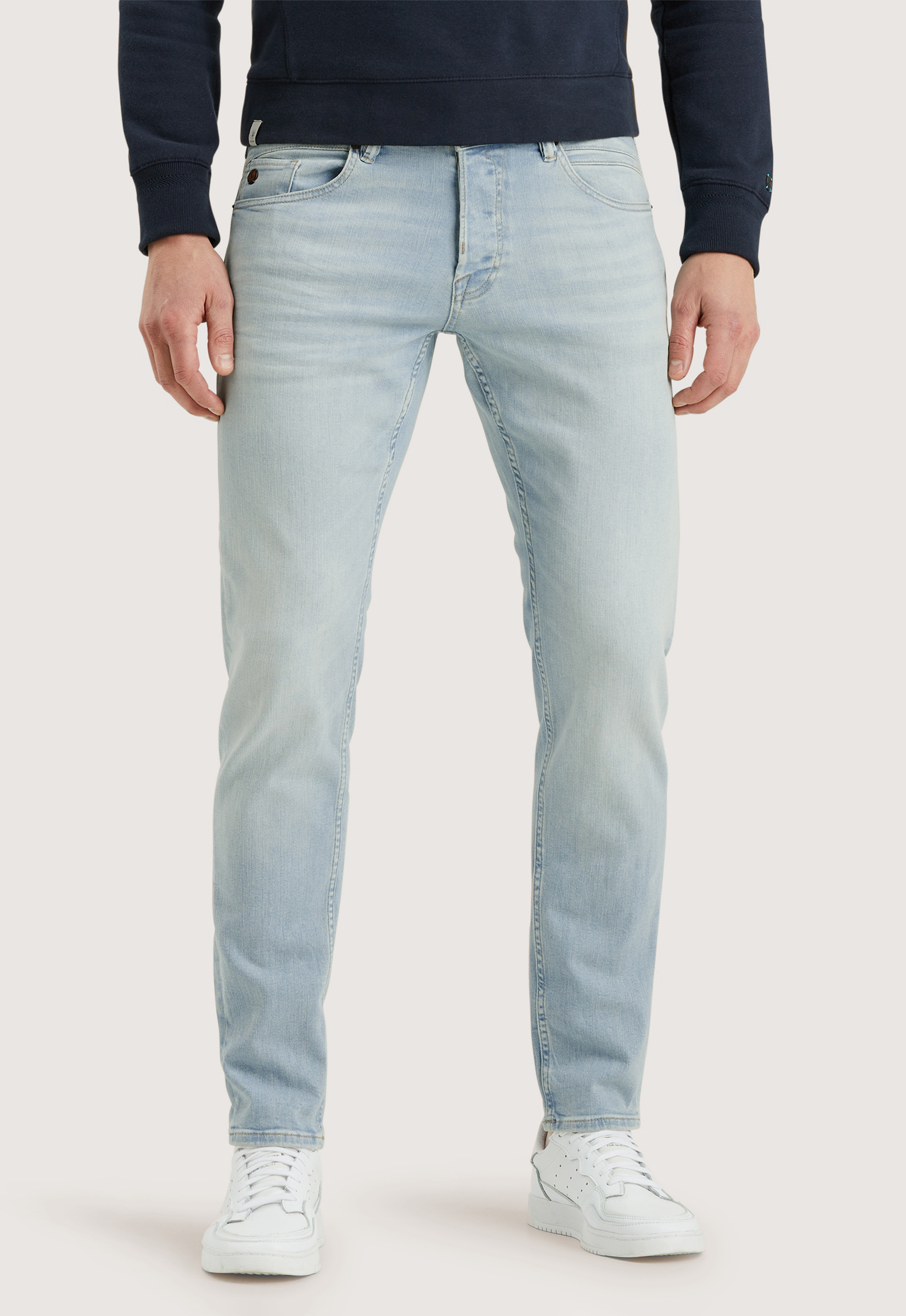 Cast iron Shiftback Tapered Jeans