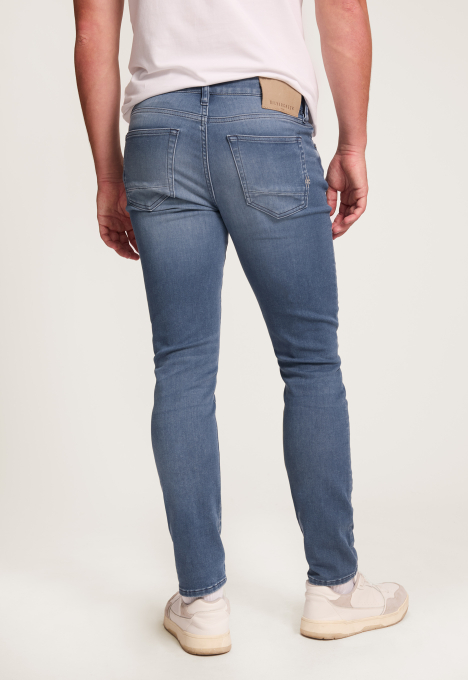 Porter Slim Tapered Jeans