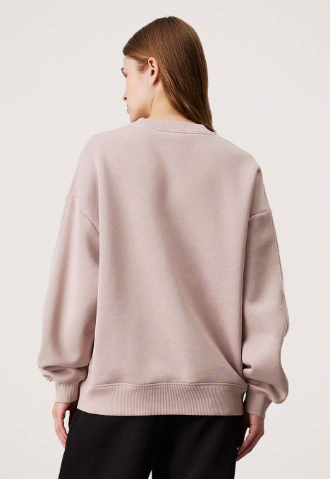 Embroiderd Relaxed Sweater