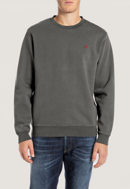  Crew neck  Sweater